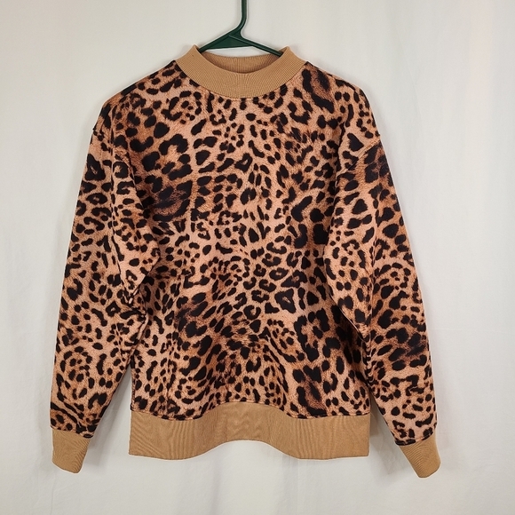 NWT BP Cheetah Print Crewneck Pullover Sweatshirt Woman's Size XXS - Picture 1 of 11